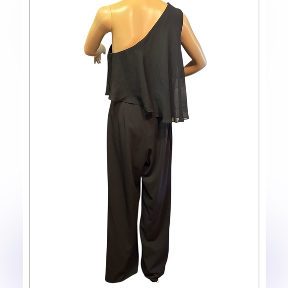Calvin Klein Elegant Black One-Shoulder Jumpsuit size 8 - Picture 4 of 6